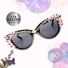 Load image into Gallery viewer, Crystal and Flower Designer Sunglasses