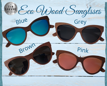 Load image into Gallery viewer, Eco Walnut Wood Design Polarized Sunglasses