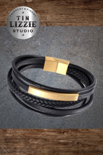 Load image into Gallery viewer, Leather Cuff